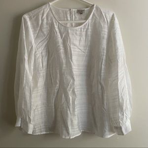 NWOT women’s Cremieux blouse